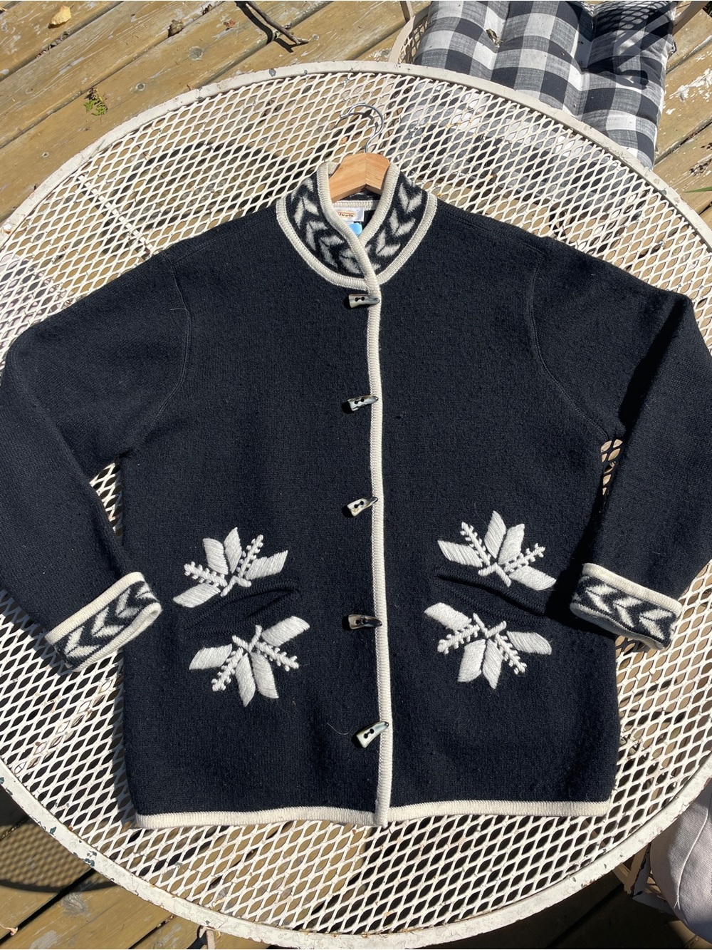 Talbot’s vintage Black & White Nordic-Inspired Wool Sweater Jacket
